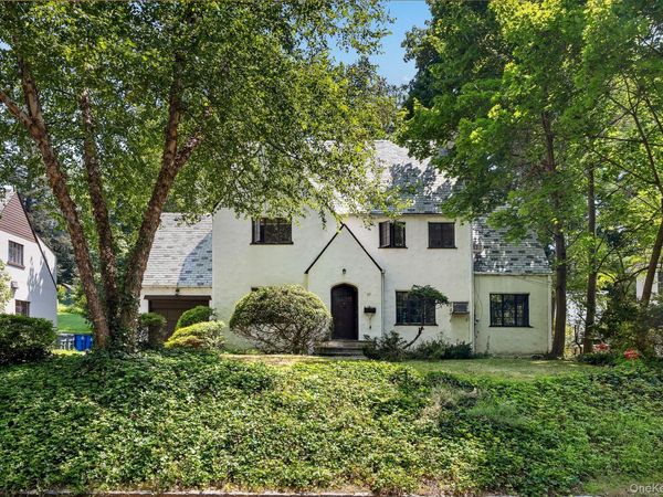 10 River Road , Scarsdale, NY 10583