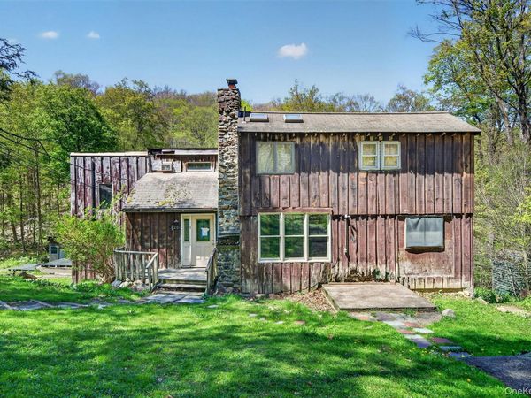 360 Buttermilk Falls Road , Warwick, NY 10990
