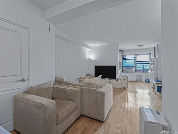 9905 63rd Drive , Unit 7R, Rego Park, NY 11374