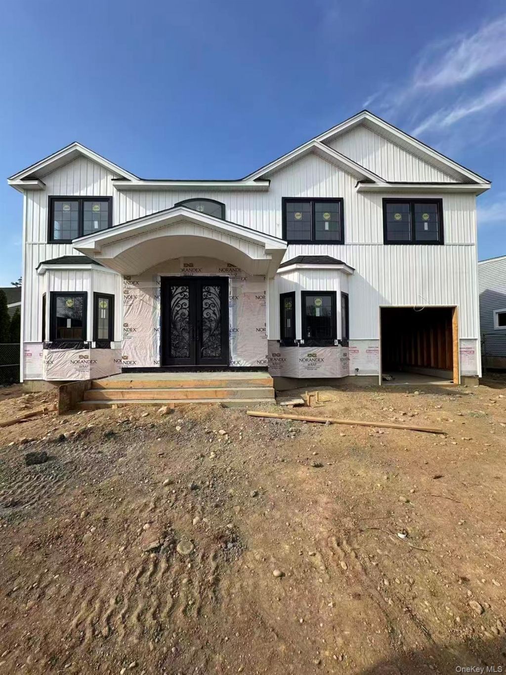 9 Gary Road, Syosset, NY 11791 Main Photo