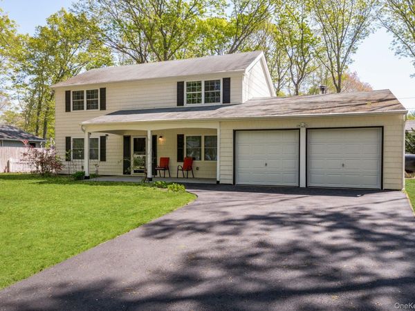 35 Spencer Lane , Stony Brook, NY 11790