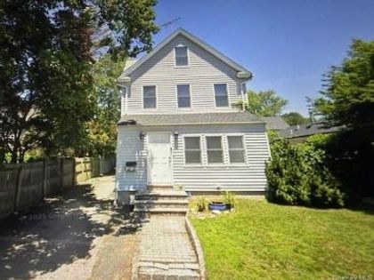 105 Bayview Avenue  Manhasset, NY 11030