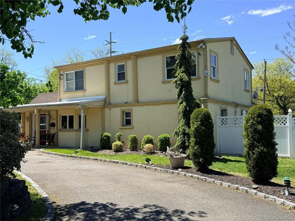66 Grace Lane, Levittown, NY 11756