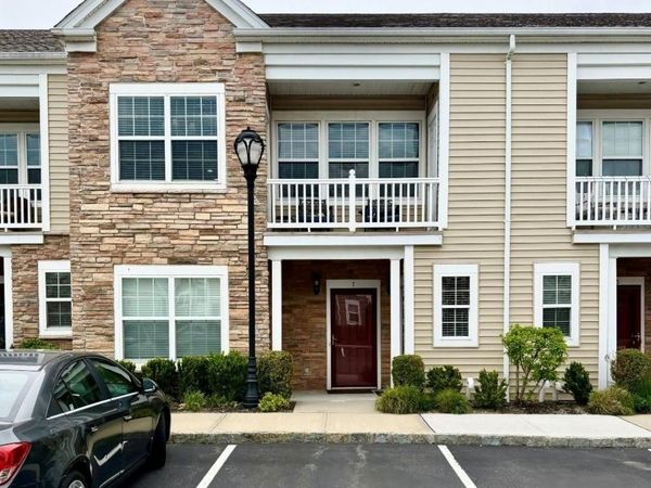 8 Wexford Lane , Unit 1, Oceanside, NY 11572