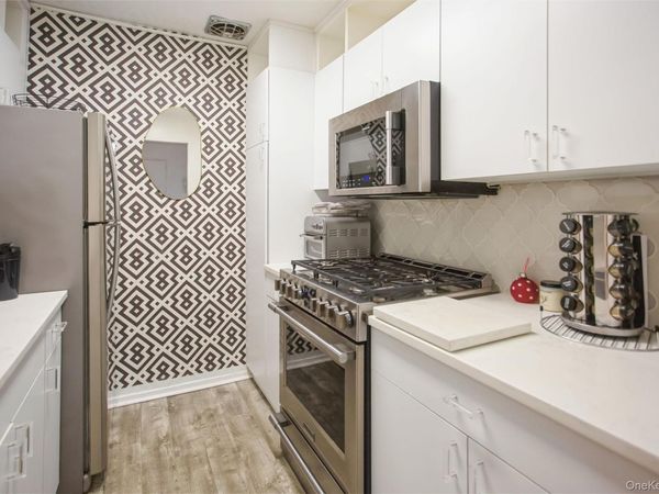 711 Shore Road , Unit 2C, Long Beach, NY 11561