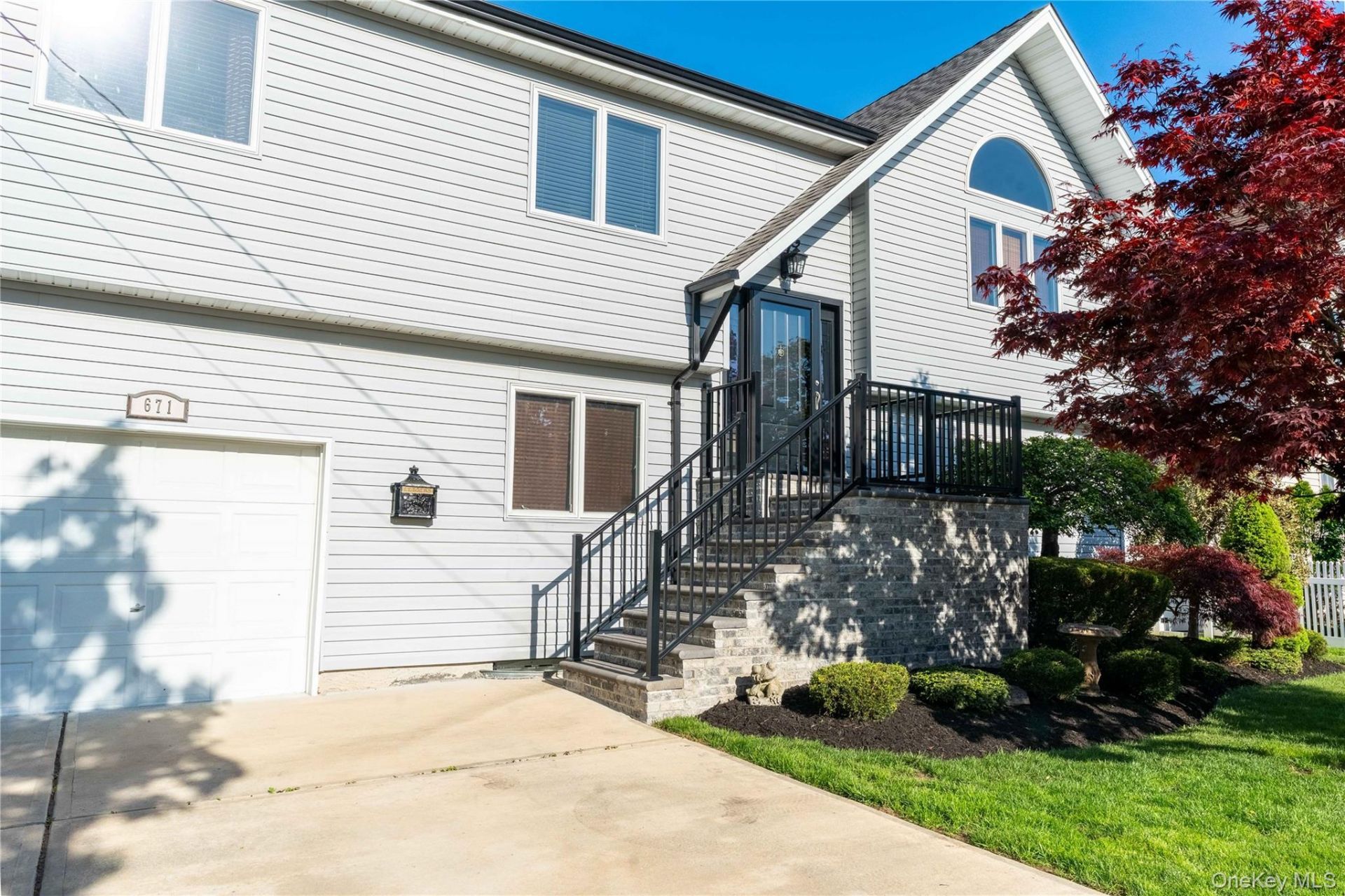 671 Tabor Place , East Meadow, NY 11554 Main Photo