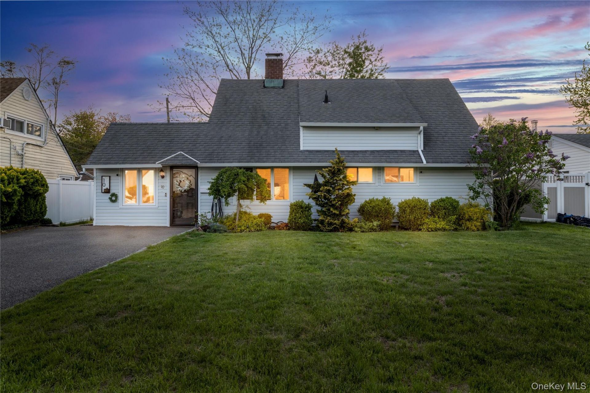 10 Rural Lane , Levittown, NY 11756 Main Photo
