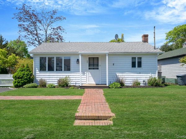 77 Point Street , South Jamesport, NY 11970