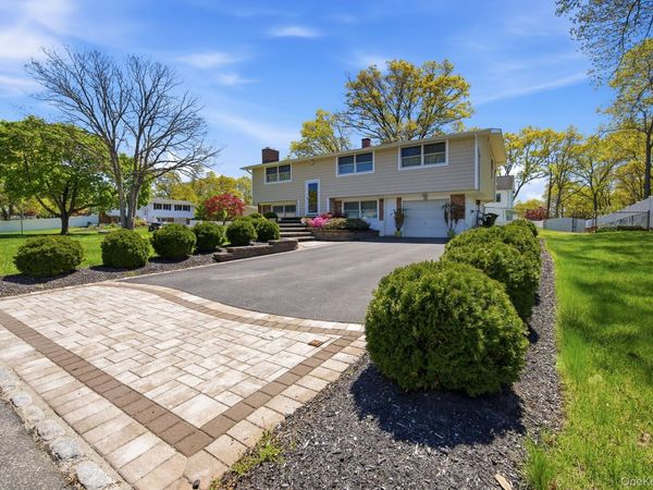 22 Fairway Drive , Port Jefferson Station, NY 11776