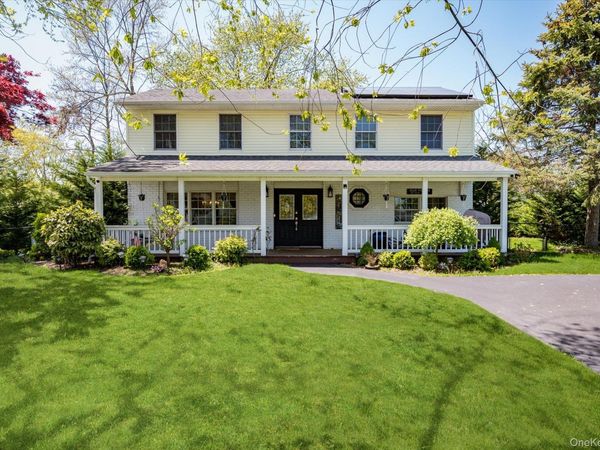 14 Evelyn Road , Port Jefferson Station, NY 11776