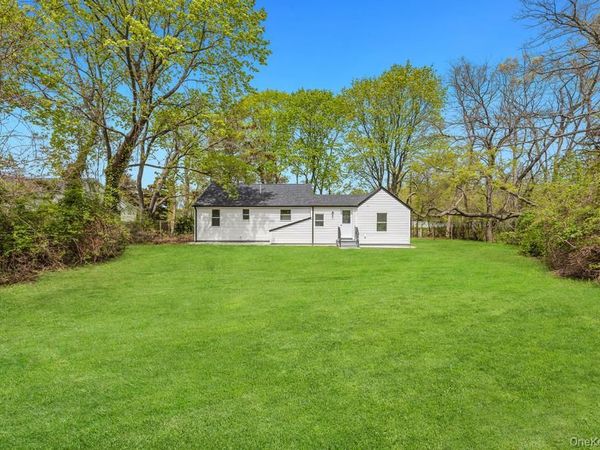76 Commercial Boulevard, Central Islip, NY 11722