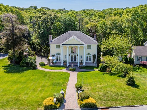3 Dover Court, Wading River, NY 11792
