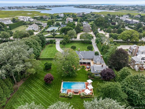 92 Beach Lane , Westhampton Beach, NY 11978