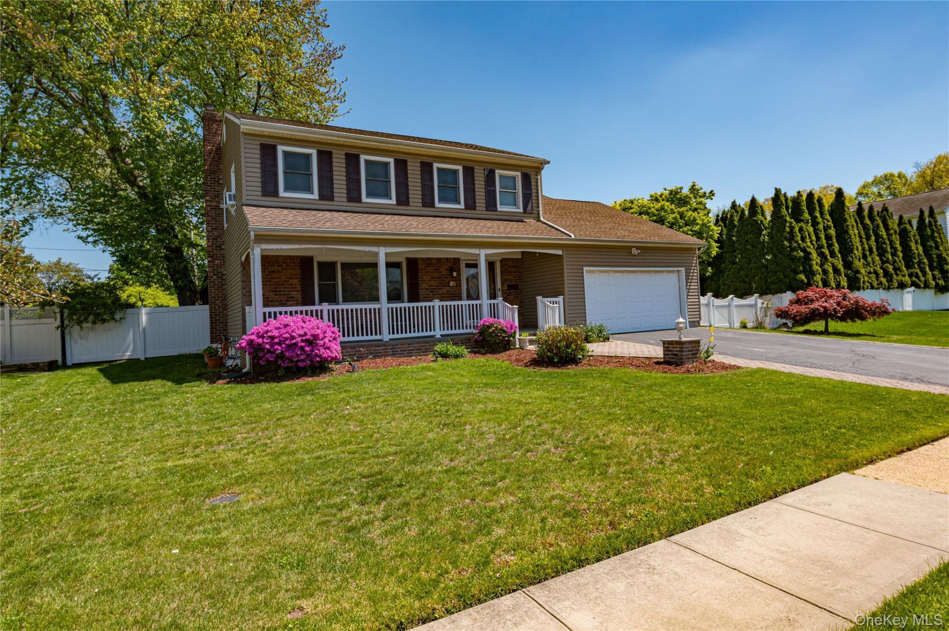 20 Evon Drive , Syosset, NY 11791 Main Photo