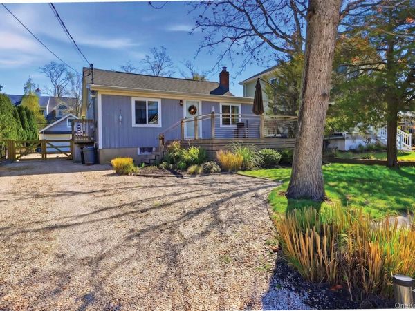 46 Beach Road , Laurel, NY 11948