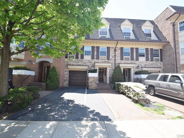 208-08 Robert Road, Unit 191M, Bayside, NY 11360