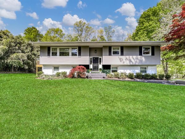 27 Hidden Valley Drive , Suffern, NY 10901