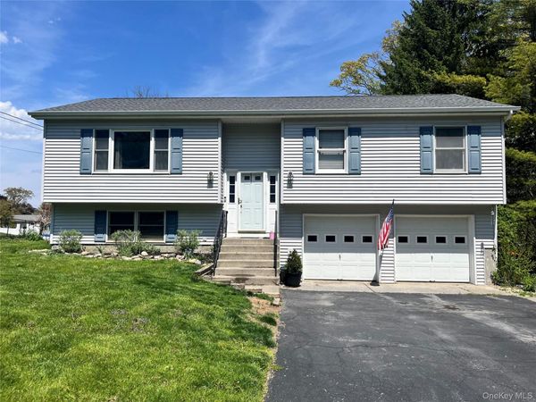 16 Darlene Drive , Poughkeepsie, NY 12601