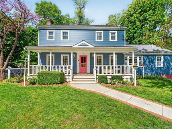 25 Susan Lane , Poughkeepsie, NY 12603