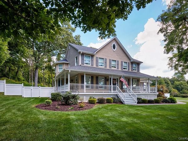 90 Woodcrest Drive , Hopewell Junction, NY 12533