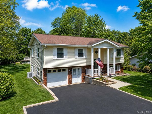 14 Foxwood Drive , Newburgh, NY 12550