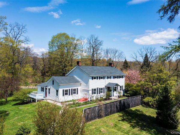 553 Salt Point Turnpike , Poughkeepsie, NY 12601