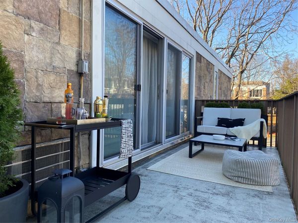 397 N Broadway, Unit 3A, Yonkers, NY 10701