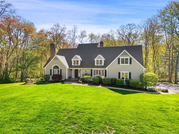 17 Pine Hill Drive , South Salem, NY 10590