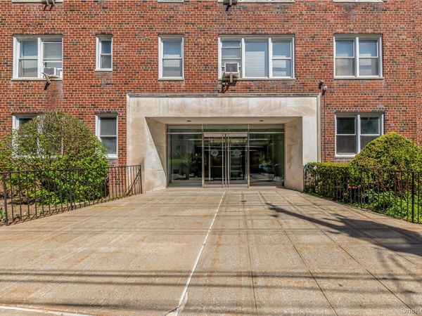 25 Sunnyside Drive , Unit 4C, Yonkers, NY 10705