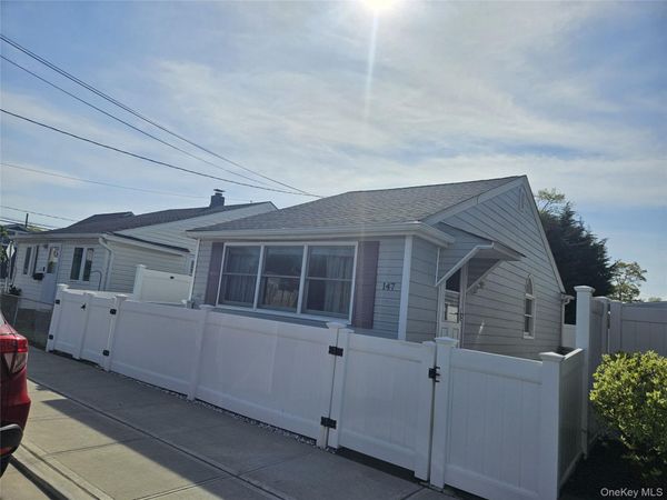 147 Lawson Avenue , East Rockaway, NY 11518
