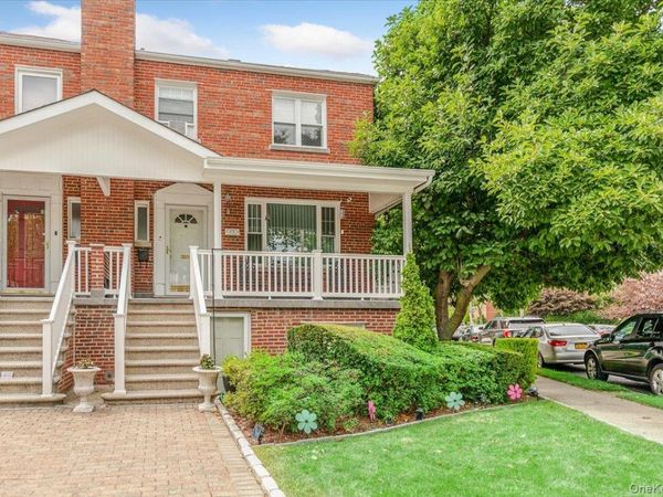 2015 Narragansett Avenue , Bronx, NY 10461