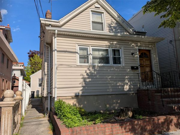 18-41 124th Street , College Point, NY 11356
