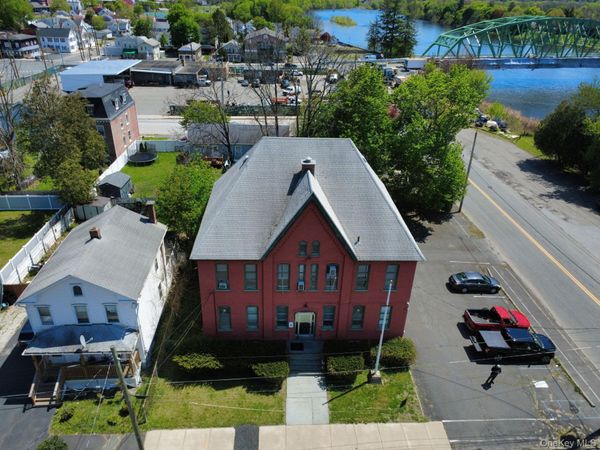 9 Thompson Street, Port Jervis, NY 12771