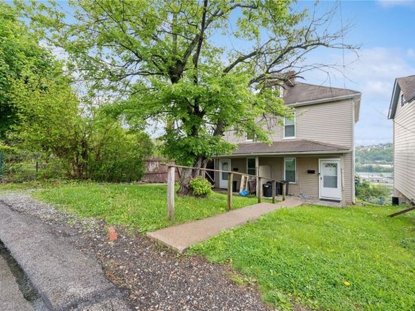 4-6 Charles St, Dravosburg, PA 15034