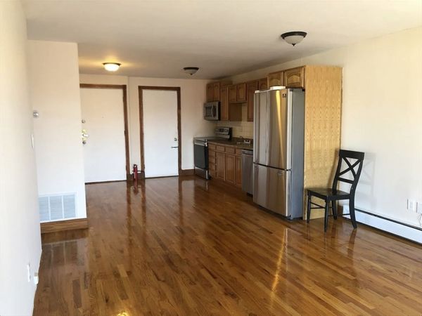 39 Cary Avenue, Unit 16, Chelsea, MA 02150