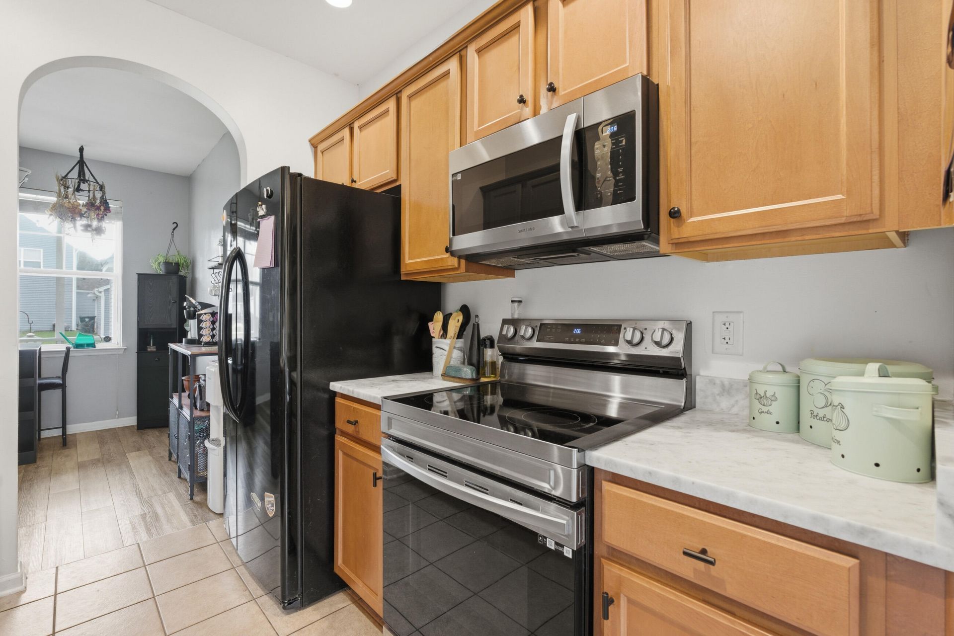 213 Killarney Trail Photo 15
