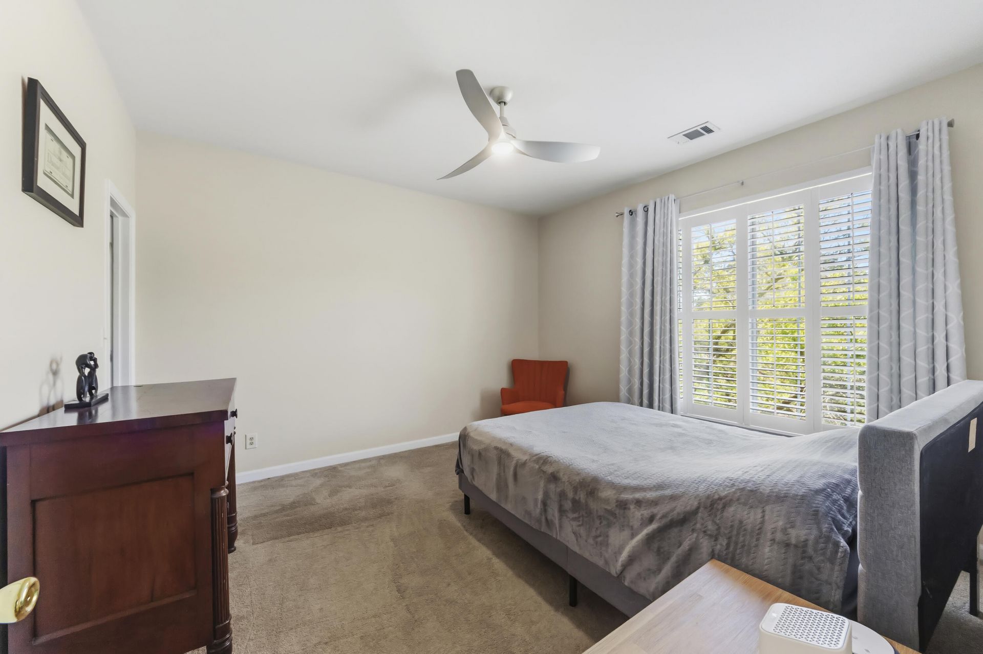 1600 Long Grove Drive Photo 22