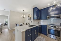 1600 Long Grove Drive photo 4