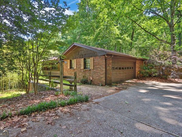 5802 Button Gwinnett Place, Norcross, GA 30093