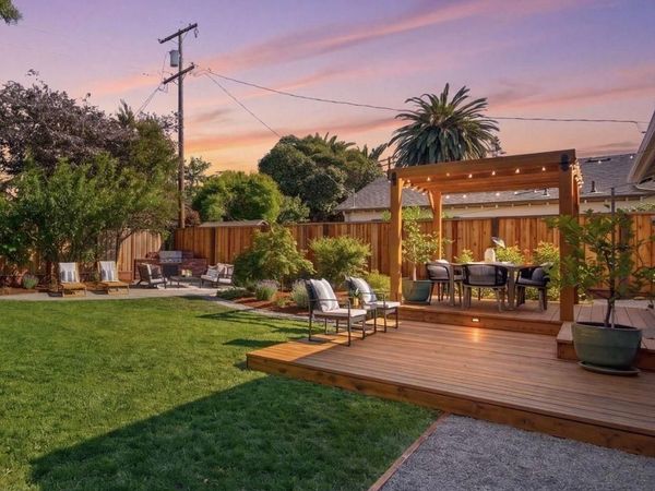 916 5th Avenue, Redwood City, CA 94063