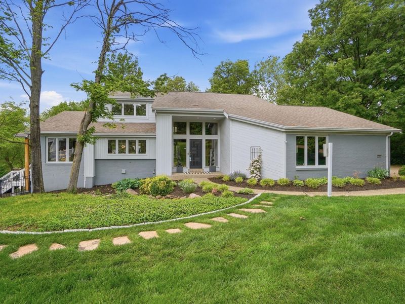 878 Squire Oaks Drive, Villa Hills, KY 41017 Photo 1