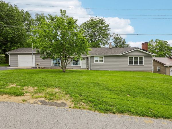 601 Monroe Street, Falmouth, KY 41040