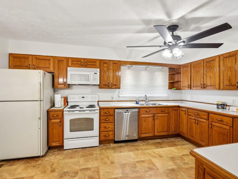 601 Monroe Street, Falmouth, KY 41040 Photo 3