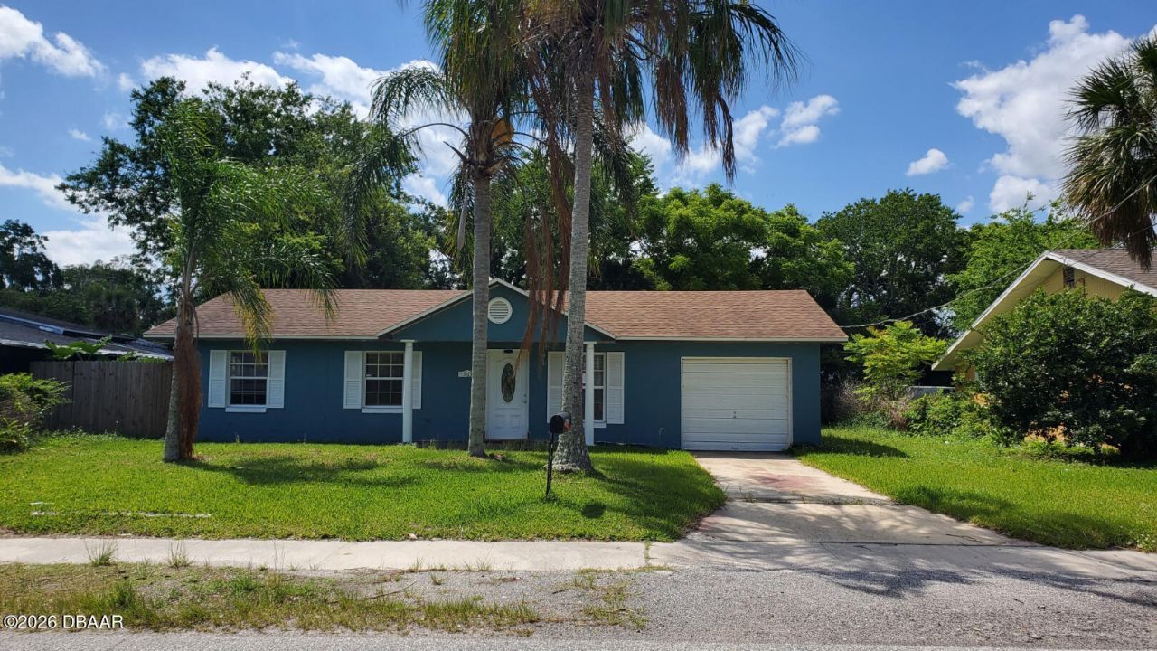 963 Madison Avenue, Daytona Beach, FL 32114 Main Photo
