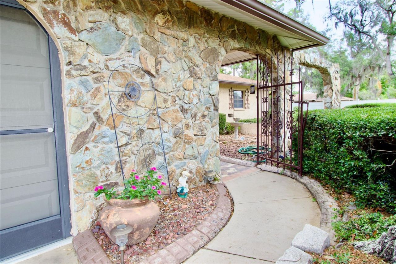 8934 Bari Court , Port Richey, FL 34668 Photo