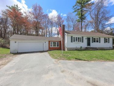 95 Turkey Hill Road, Merrimack, NH 03054