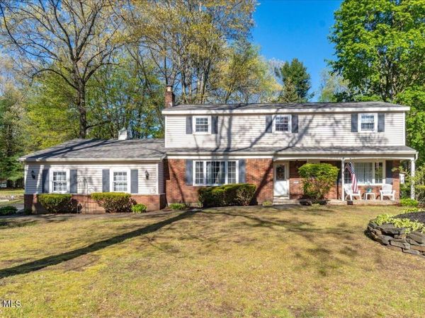4 N Center Lane, Ballston Lake, NY 12019