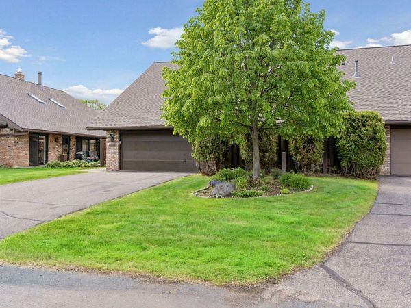 17901 Comstock Road, Wayzata, MN 55391