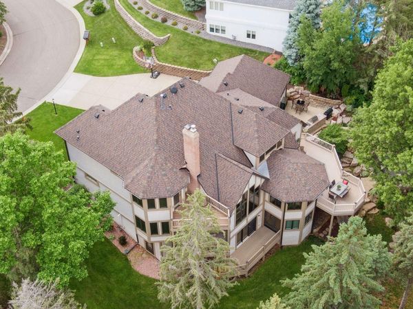 685 Valley View Court , Shoreview, MN 55126