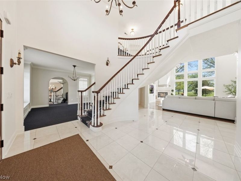 32461 Legacy Pointe Parkway, Avon Lake, OH 44012 Photo 3